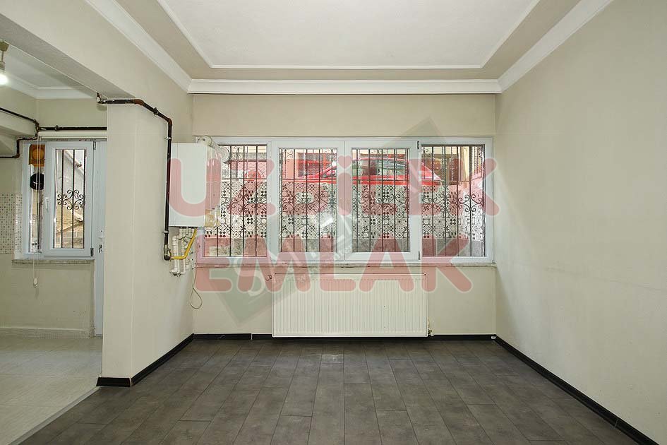 Metro Metrobüse Yakın 1+1 Kombili 75 m2 Masrafsız Kiralık Daire
