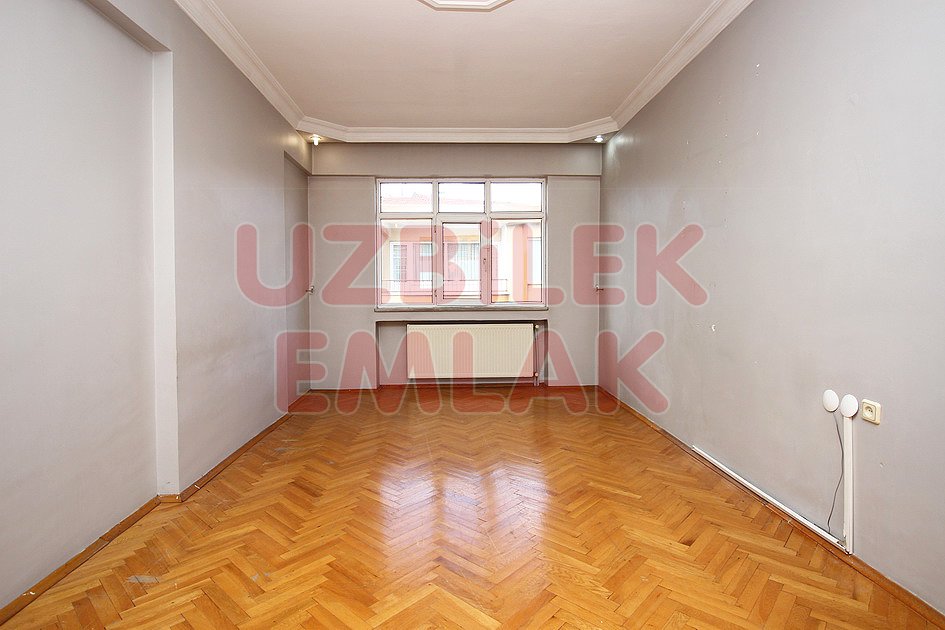 Deprem Sonrası Binada 3+1 120 m2 Kiralık Daire
