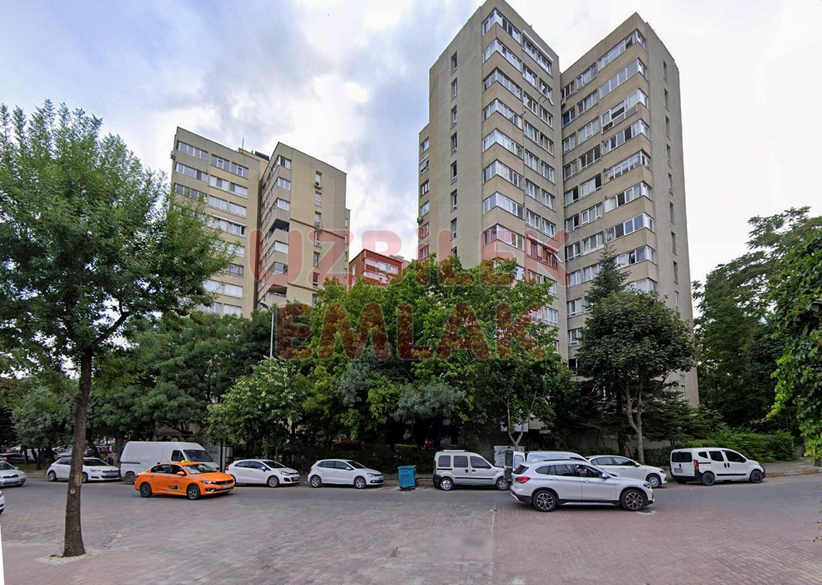 Basın Sitesi Mevkii Onur Sitesinde Manzaralı 2+1 Satılık Daire