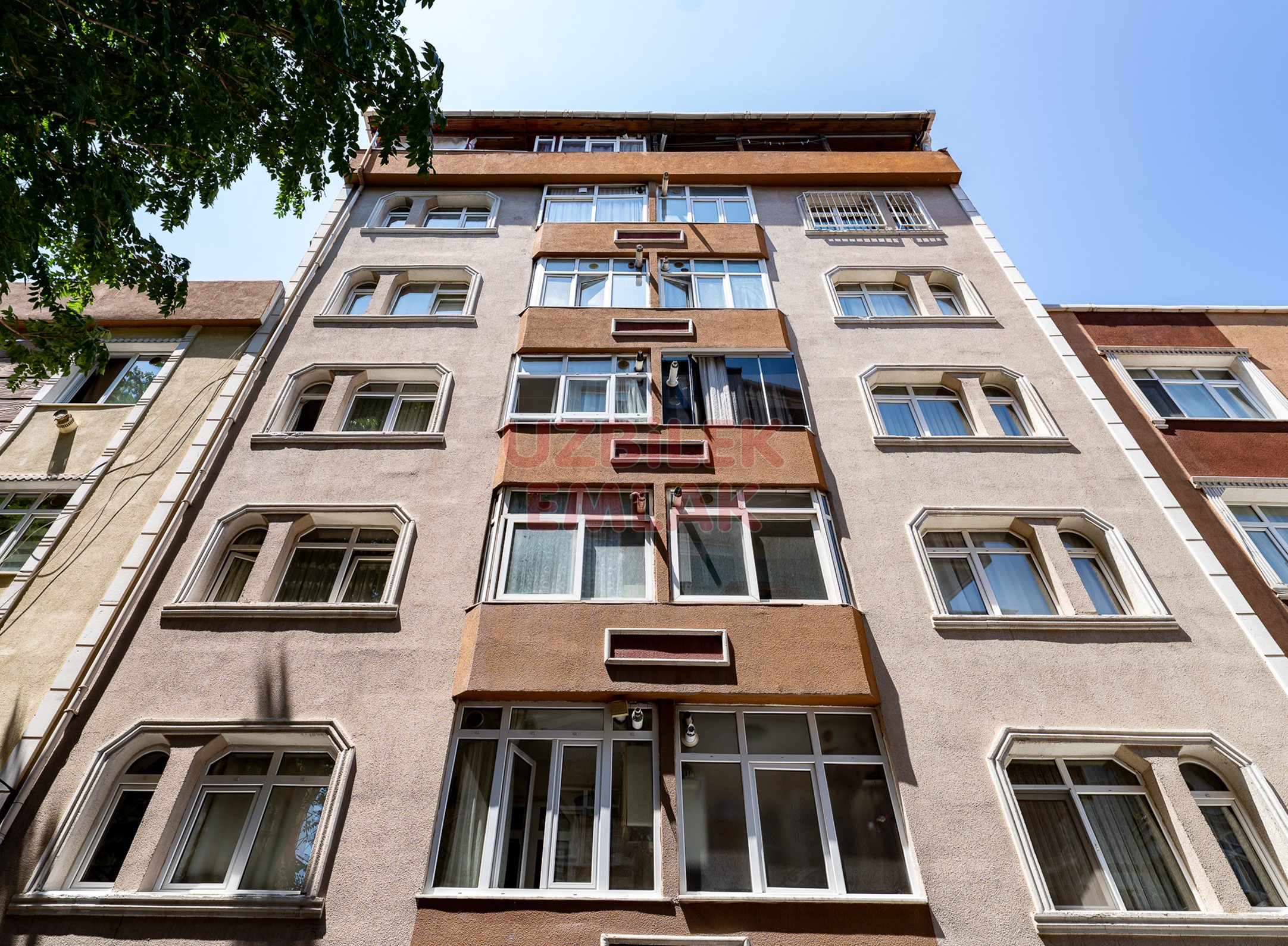 Bahçelievler Siyavuşpaşa Çavuşpaşa Meydan Civarı 2+1 Satılık Daire 