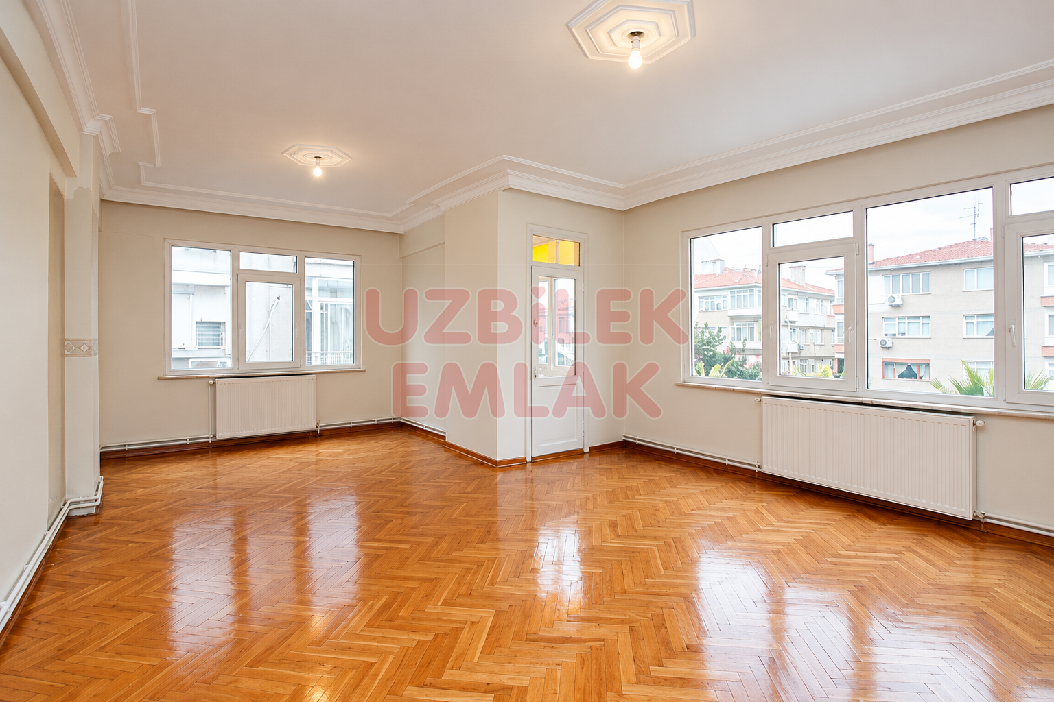 Metro Metrobüse Yakın 2+1 Kombili Otoparklı 95 m2 Kiralık Daire