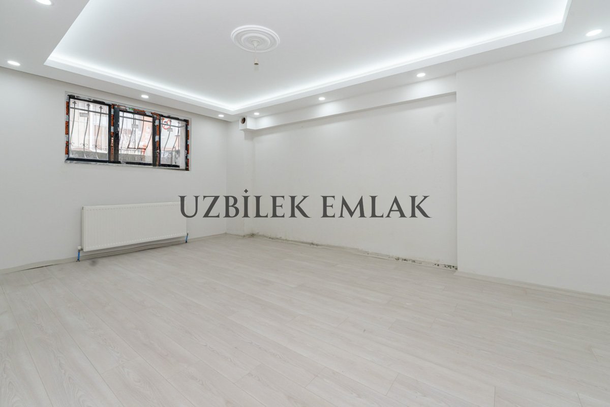 CAMLIKAHVE MEYDAN YAKINI SATILIK SIFIR BAHÇELİ 2+1 85 M2 BAHÇE KATI DAİRE 