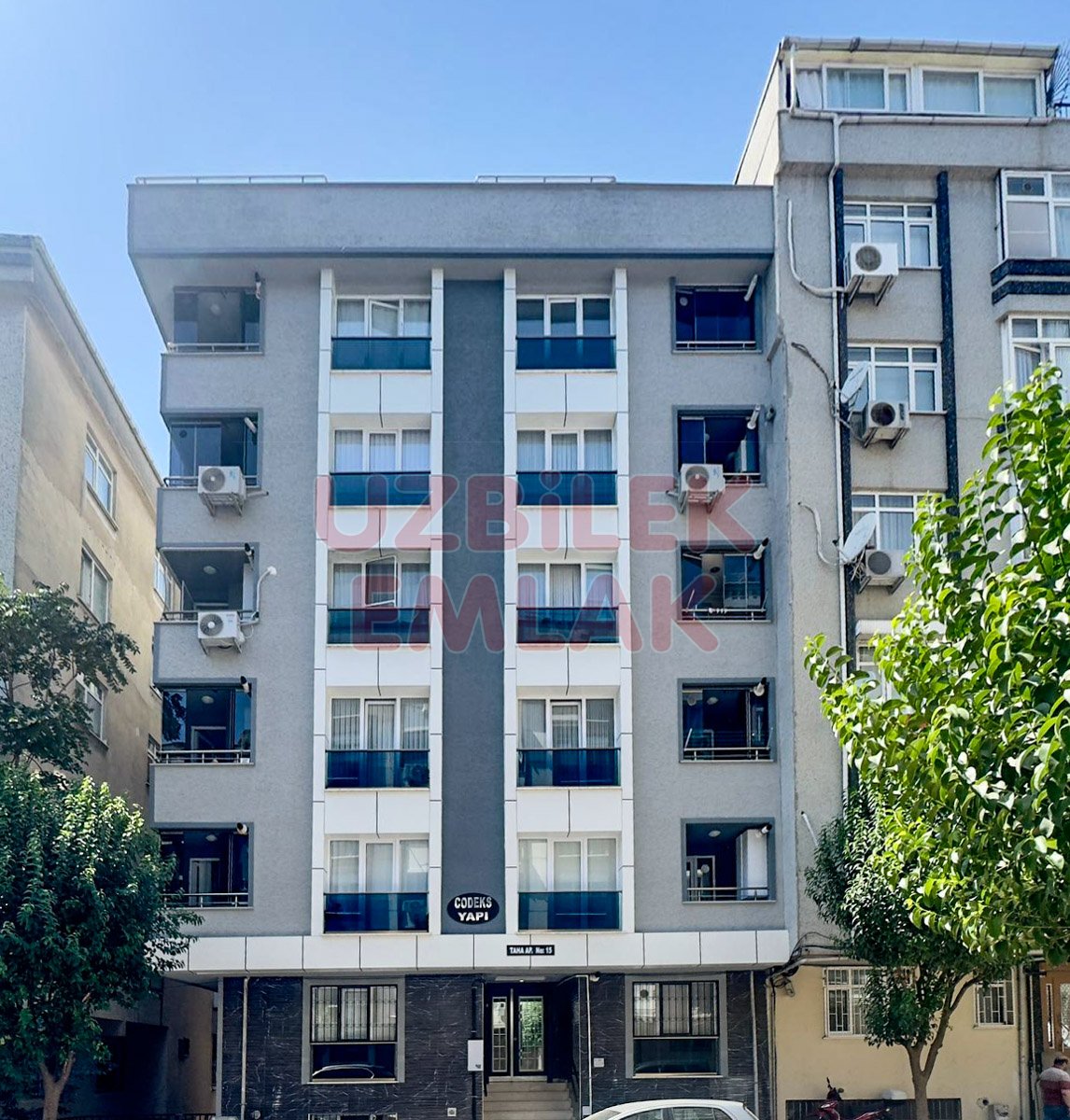 B.EVLER MİLLİ EGEMENLİK PARKI ARKASI YENİ BİNADA  KİRALIK 4+1 DAİRE