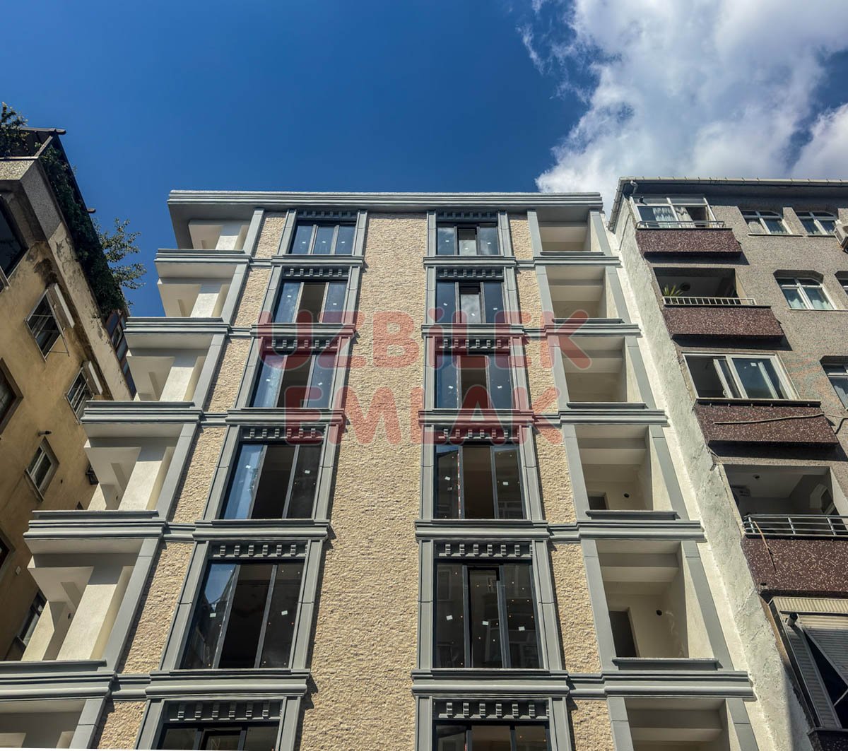ULUBATLI HASAN CAMİİ CİVARI SATILIK SIFIR GÜNEY CEPHE 3+1 105 M2 DAİRE