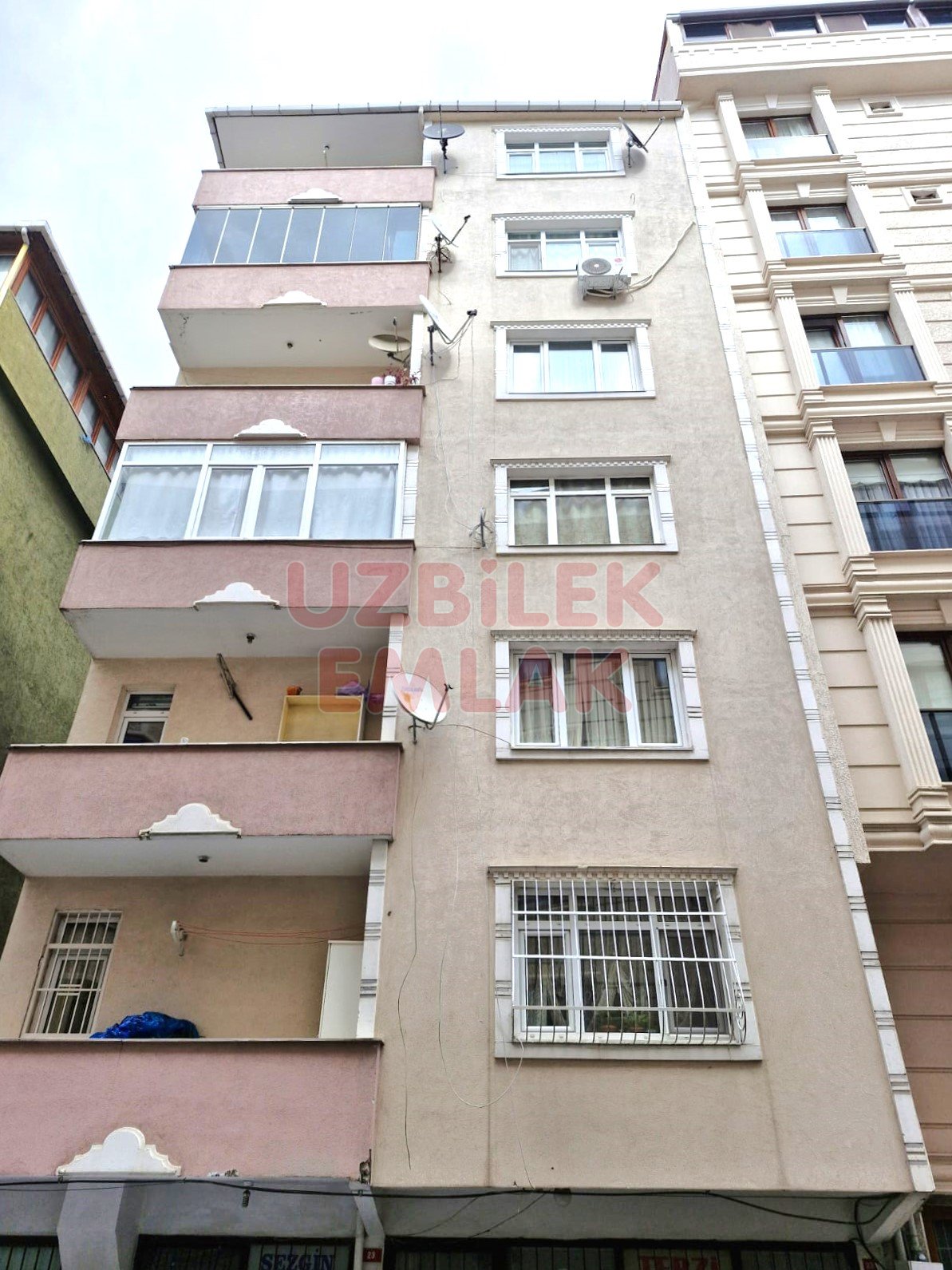 Bahçelievler Siyavuşpaşa Emek Cd Civarı Satılık 2+1 | Masrafsız | Merkezi