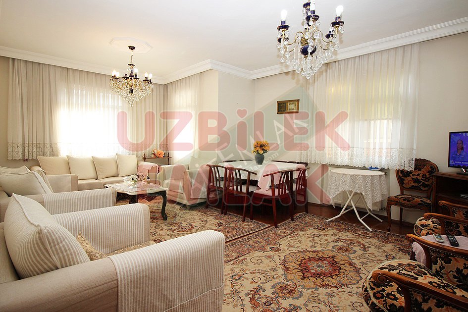 Metro Metrobüse Yakın Ful Mobilyalı Beyaz Eşyalı 2+1 Kiralık Ferah Daire