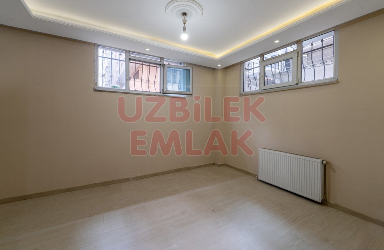 Yıldrım Beyazıt Caddesi Yakını 9 yıllık Binada ŞIK 1+1 Bahçe Kat