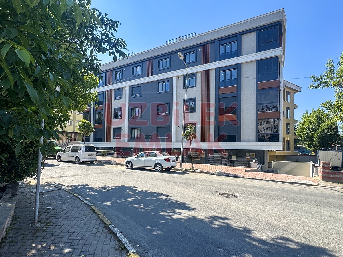 Bahçelievler'de Satılık Sıfır 4+1 Ferah Kullanışlı Dubleks Daire