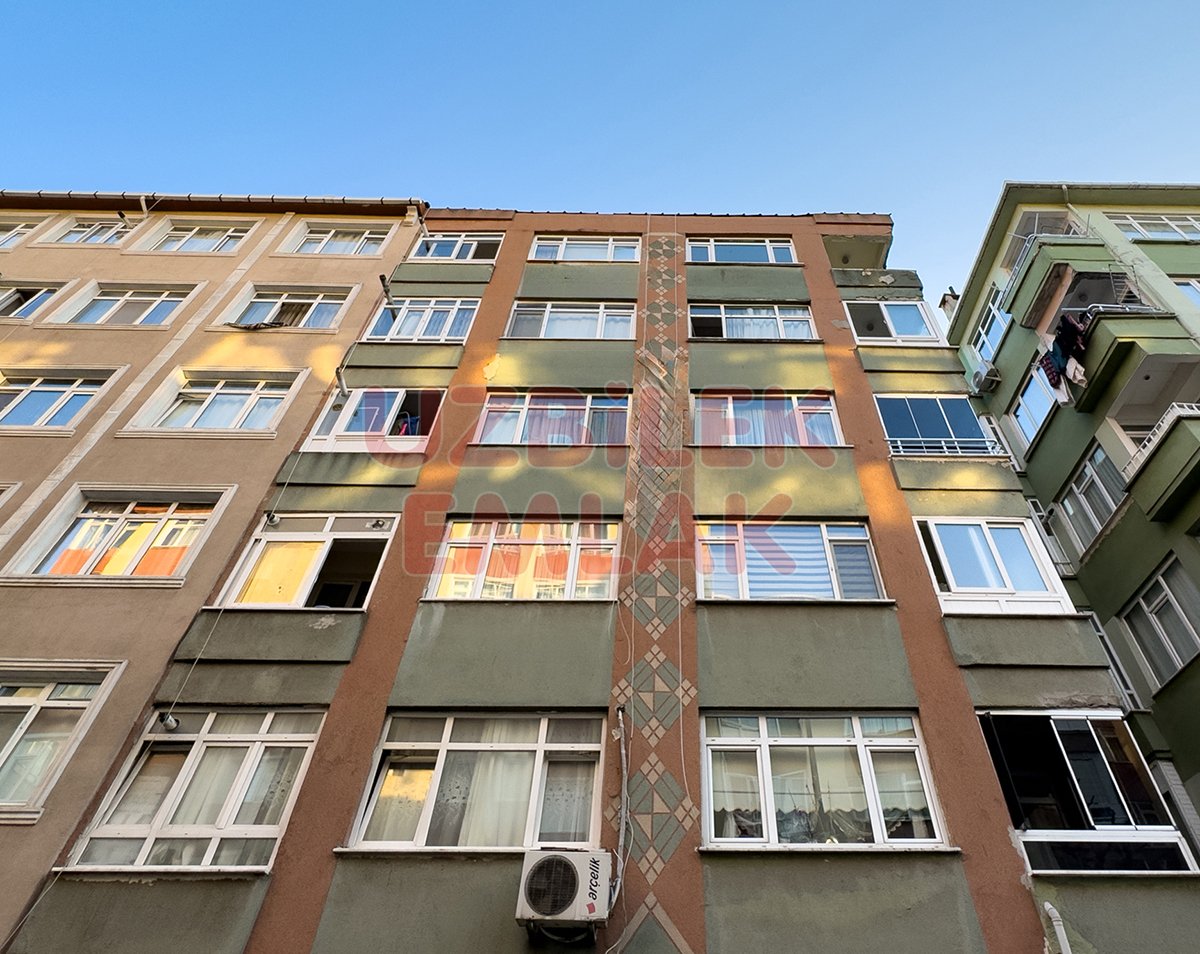 YAYLA MERKEZDE KAKTÜS SOKAK'DA 3+1 TEMİZ FERAH DAİRE
