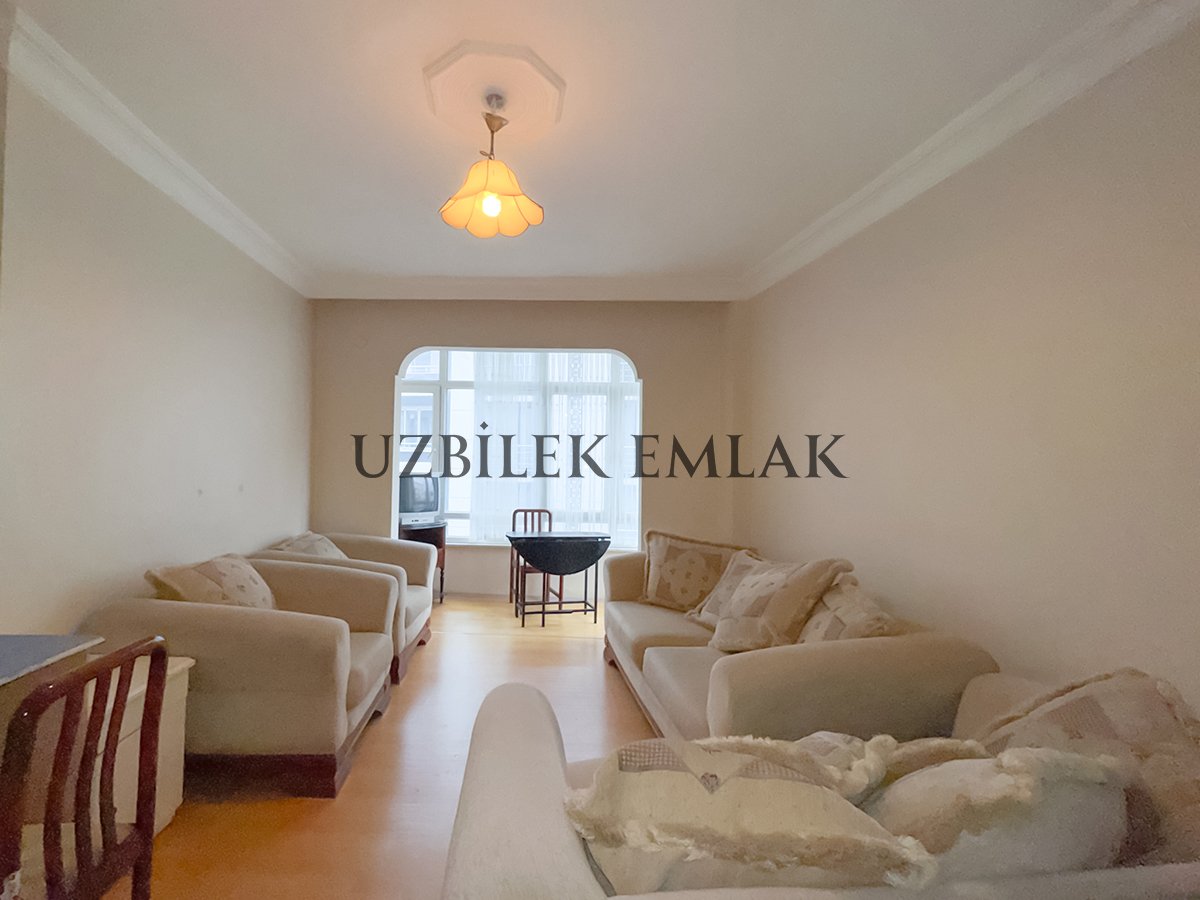 Bahçelievler Metro Metrobüse Yakın 1+1 Kısmi Eşyalı Kiralık Daire