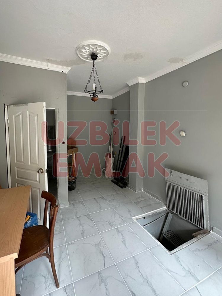 Ortaköy’de Kiralık Dükkan 