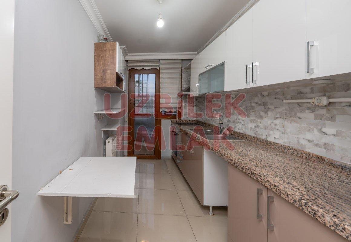 Bahçelievler Fizik Tedavi Hast.Karşısı Yeni Binada 2+1 Kiralık Daire 