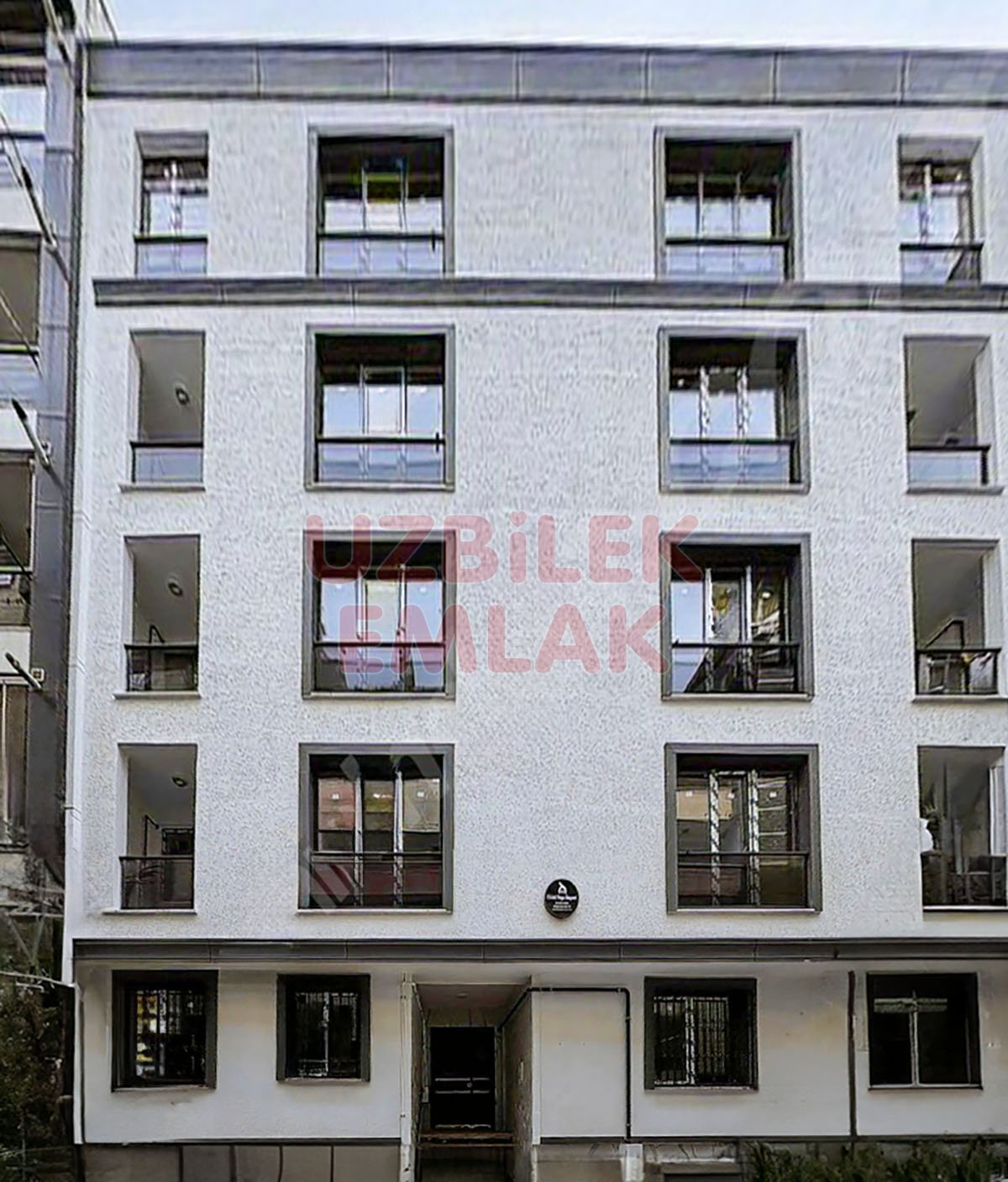 AHMET YESEVİ CADDESİ YAKINI SATILIK SIFIR 2+1 YÜKSEK GİRİŞ KATI
