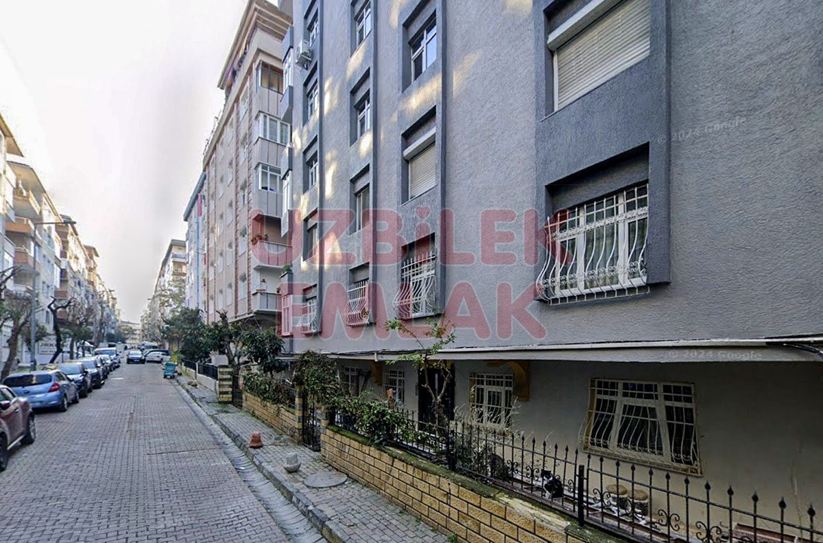 Bahçelievler Yayla 3+1 Satılık Daire , 28 Yıllık Binada Giriş Katı