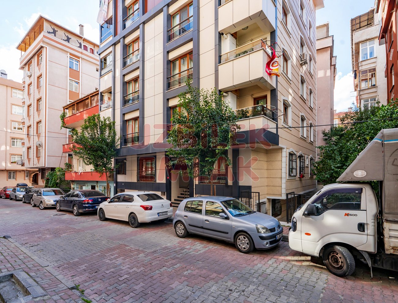 5 YILLIK BİNADA 2+1 KOMBİLİ 75 M2 ŞIK BAHÇE KATI DAİRE
